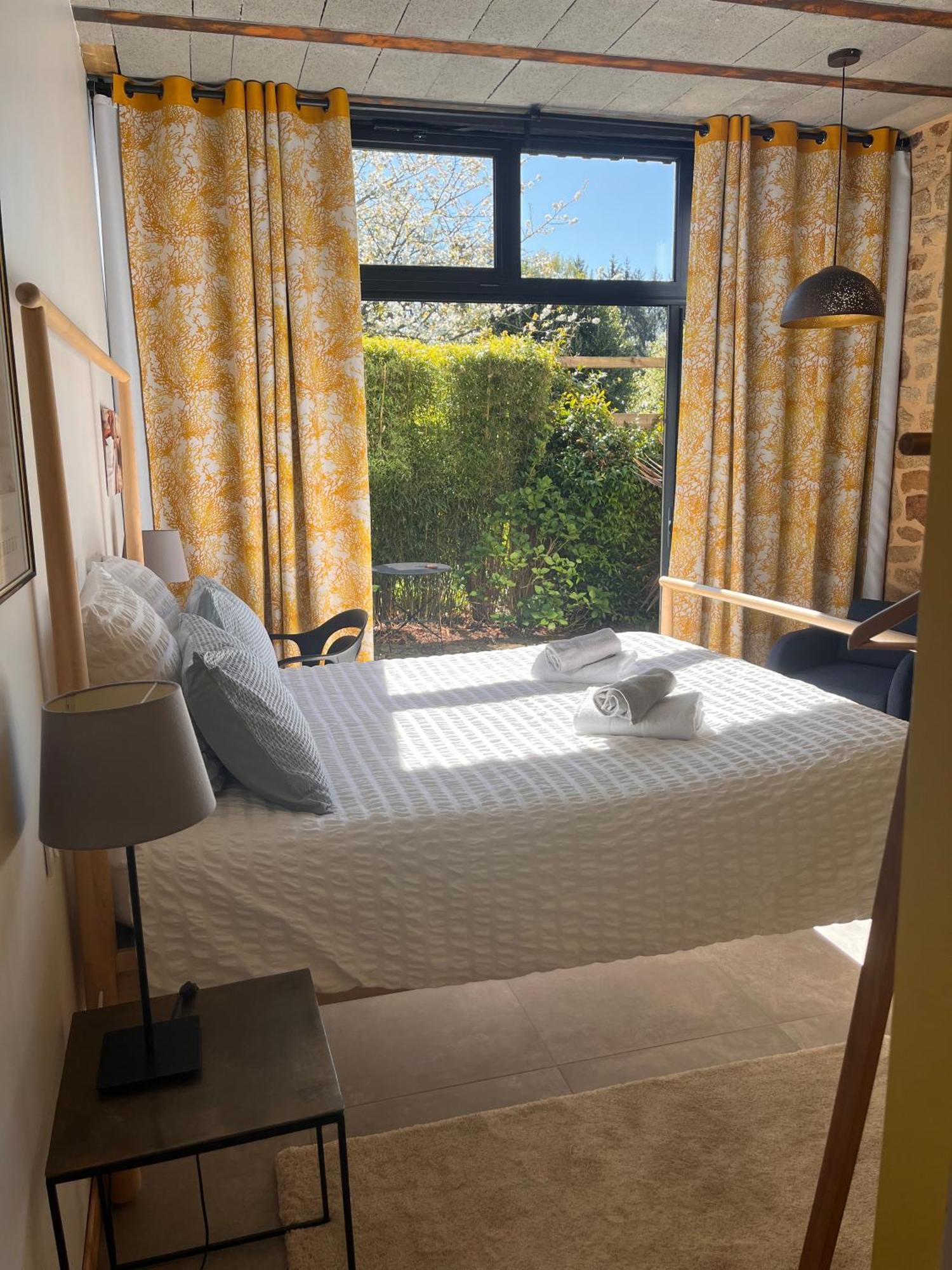 Bed and Breakfast La Sellerie Romagne  Zewnętrze zdjęcie